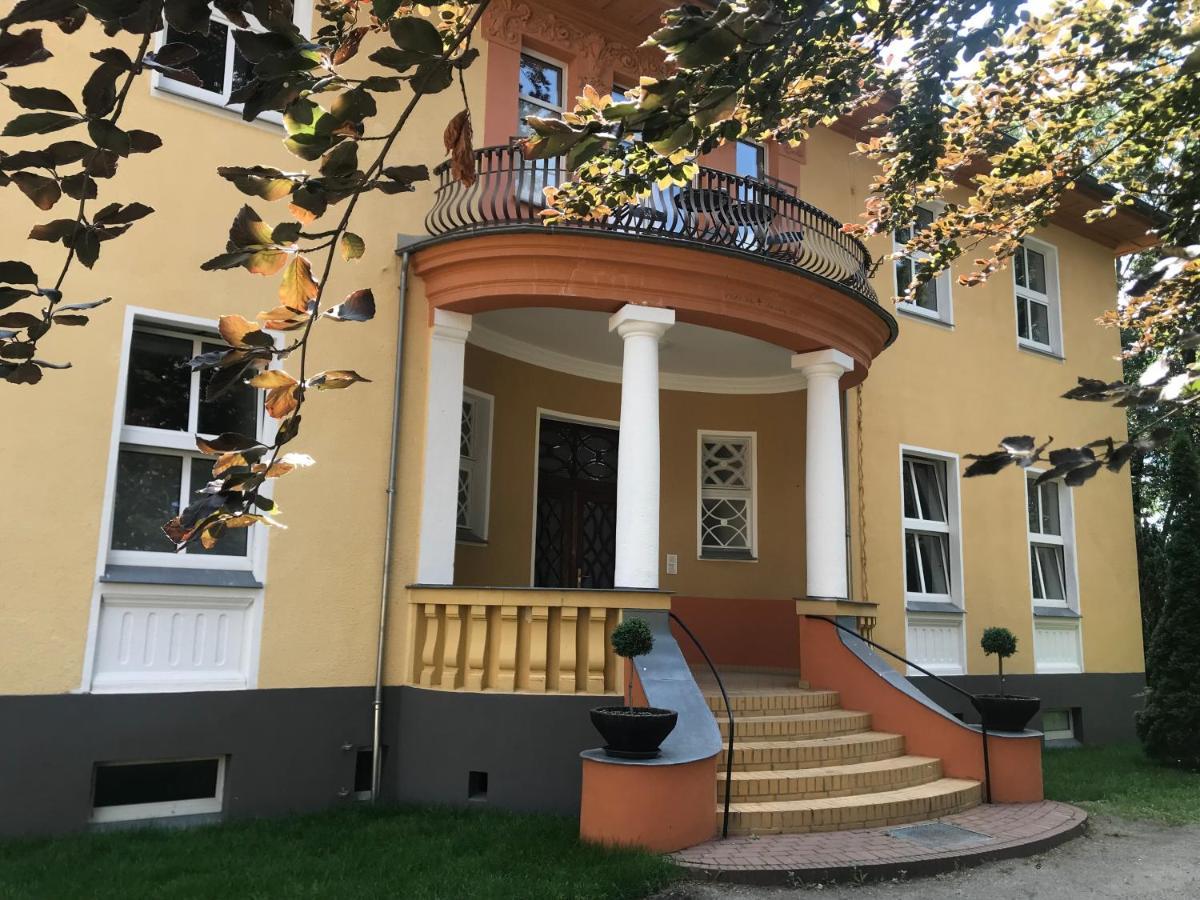 Villa Schomberg Шпремберг Екстериор снимка